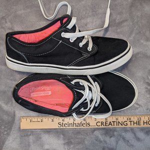 Women's Tennis Shoe Black Size 10